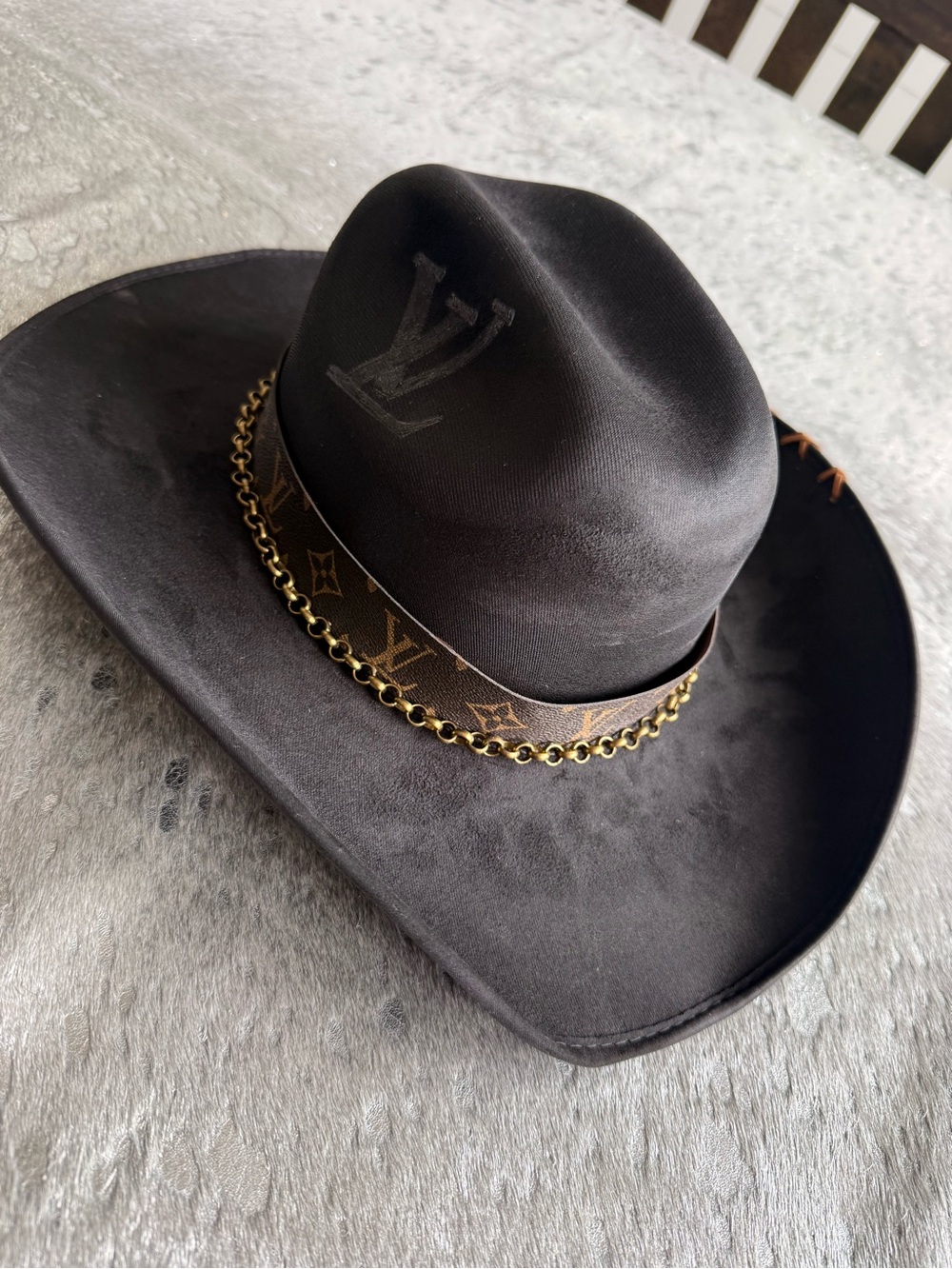 Louis Vuitton Black Western Hat with Gold Chain - Picture 2 of 6